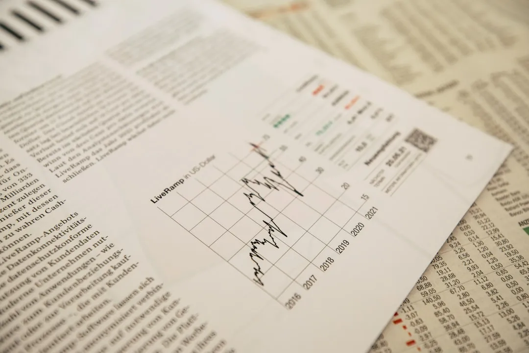 Financial analysis comparing investment return scenarios